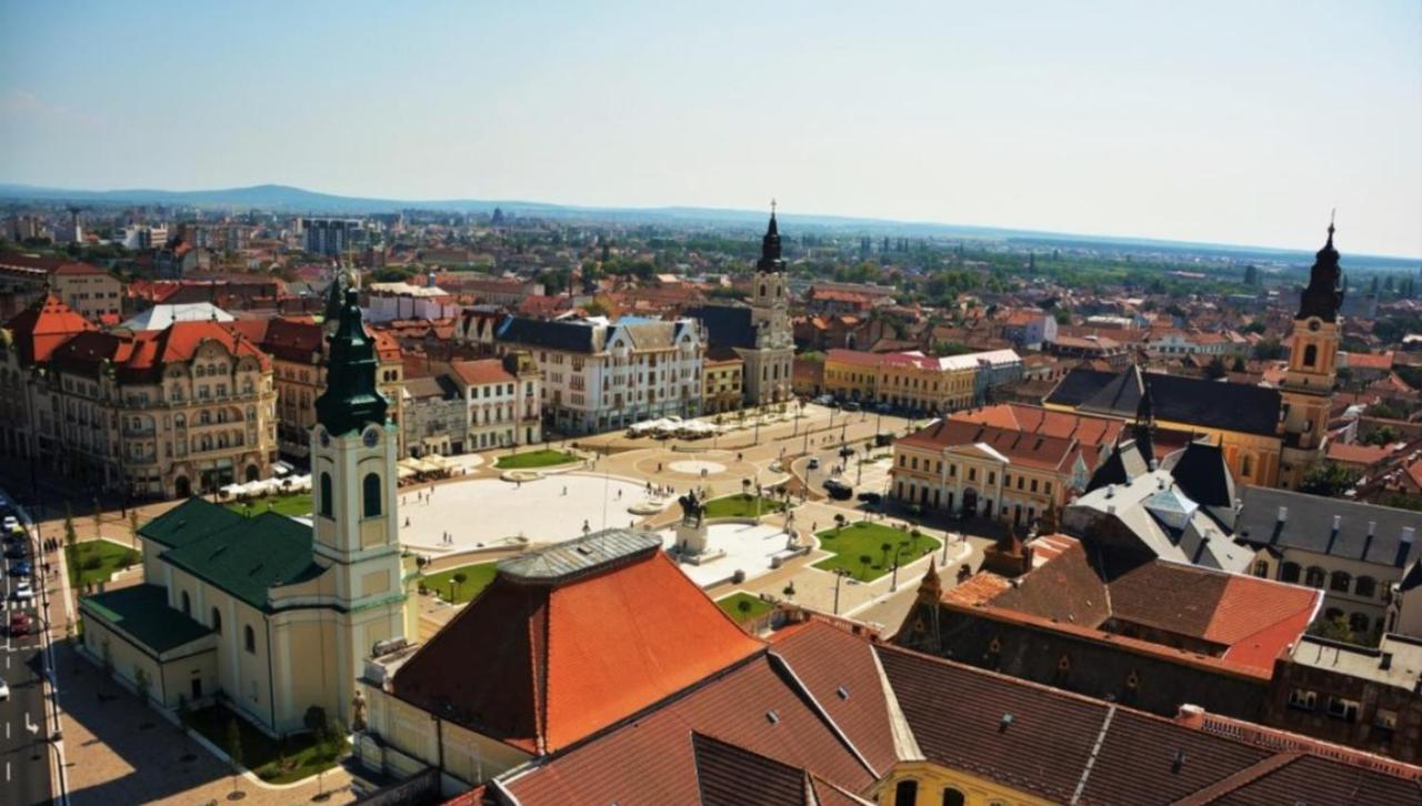 Oradea Central Hostel Exteriör bild